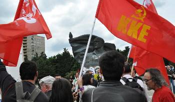 Компартия Греции выступает против разрушения памятника  Тельману