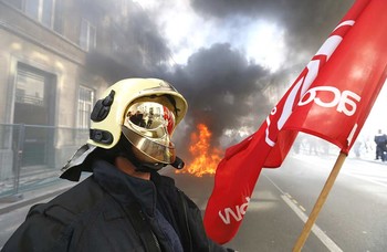 Полиция Брюсселя ощутила весь гнев пожарных города